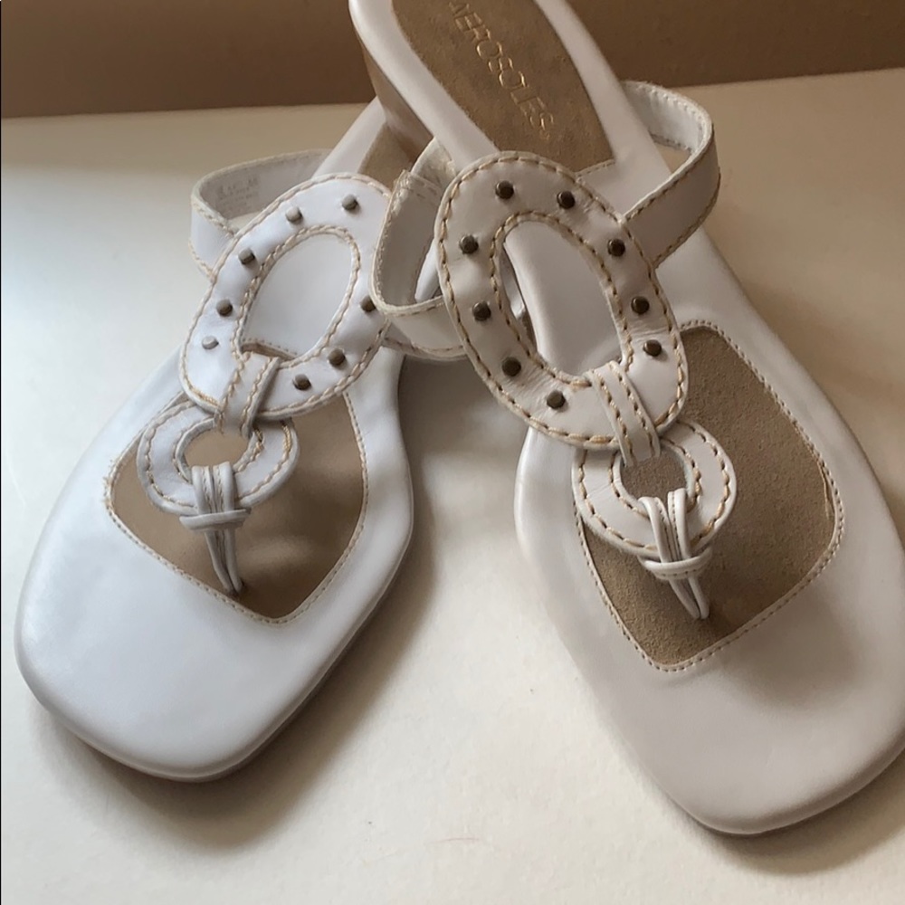 AEROSOLES Women’s white sandals size 10 NEW no tag